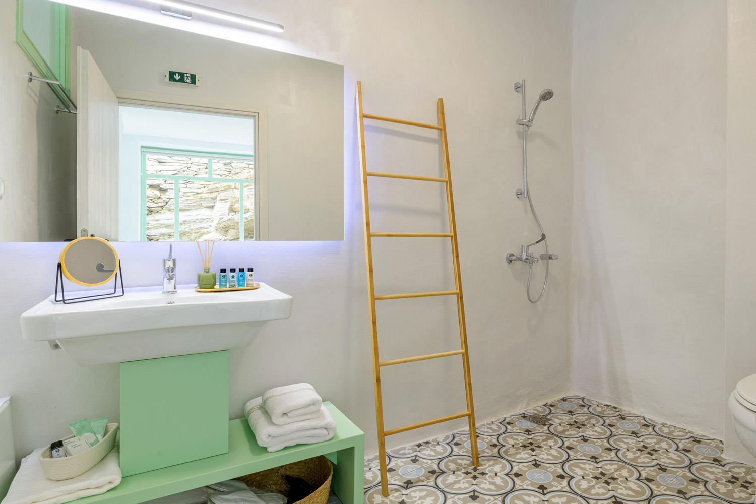 Demilia Luxury Suites Batsi Exterior foto